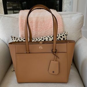 NWT Tory Burch Small Robinson Leather Tote